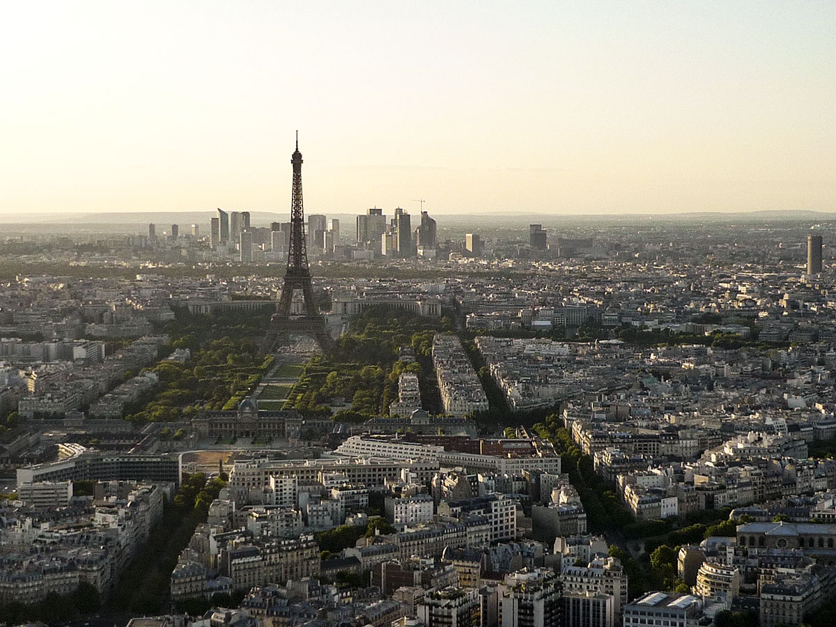 Vistas a Paris y la Torre Eiffel desde la Torre de Montparnasse
