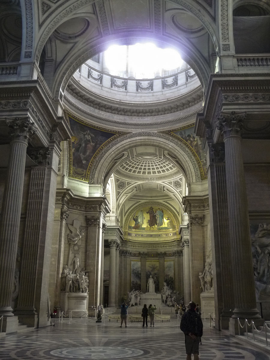 Interior y cúpula del Pantheon, Paris