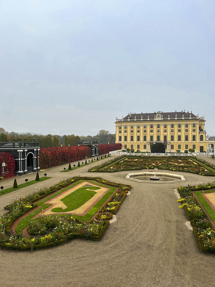 palacio schonbrunn jardines privados